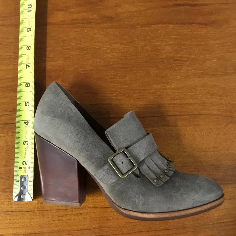 Kork-Ease Prim Mosto Suede Kiltie Pump Heel K63422 Women Size 7.5 Khaki Gray